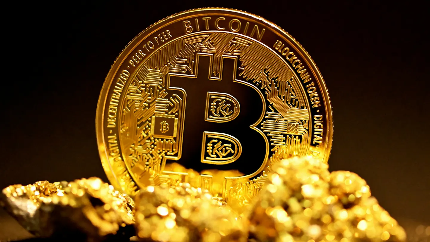 Moneta bitcoin su pepite d’oro